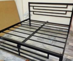 Iron Double Bed / Queen or King size bed in Karachi, Sindh