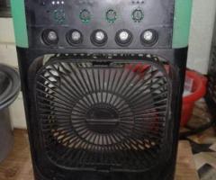 Mini USB Fan with Humidifier (Used) - 6