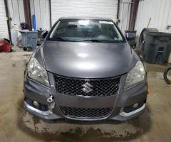 2012 SUZUKI KIZASHI SPORT SLS